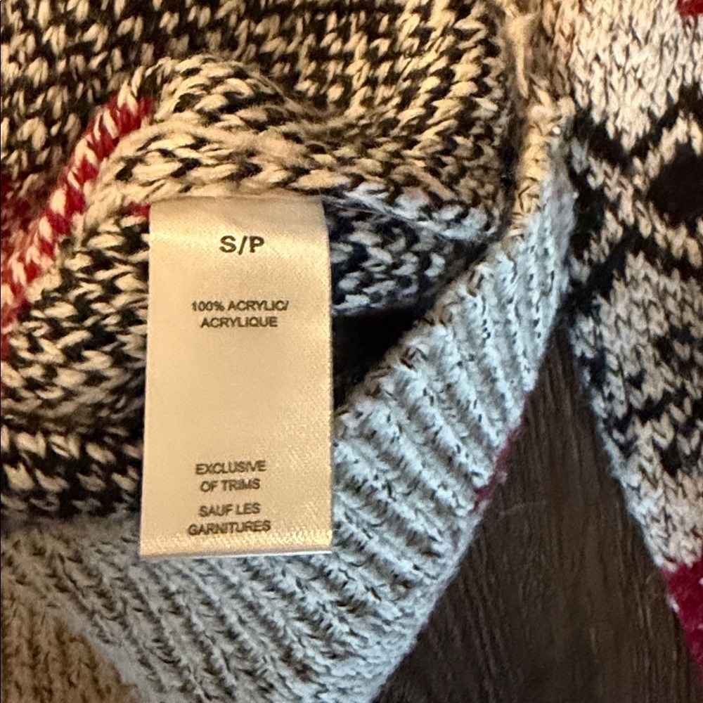 Adorable Christmas Sweater - Picture 5 of 7